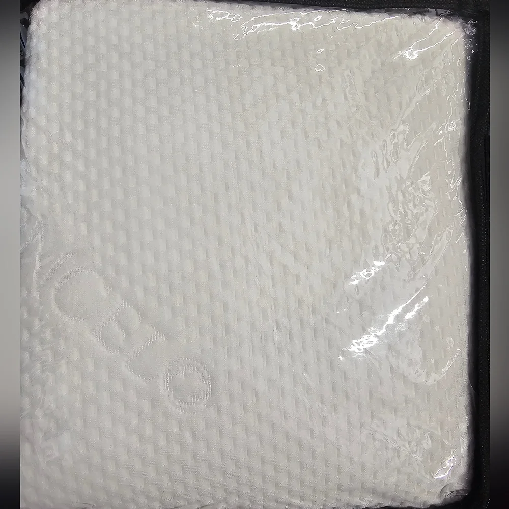 Swiss Comfort TENCEL Fiber Mattress Protector - Full Size